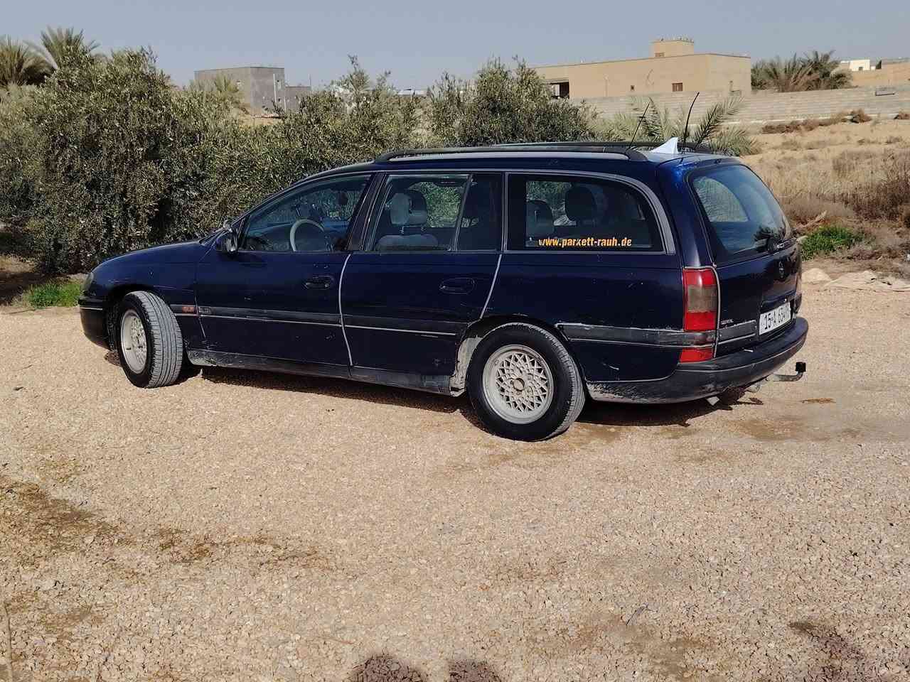 سلام عليكم من رخصة الادمن للبيع اوبل دكتوره موديل 95 رقم انكليزي سنويه 29 تحويل مباشر محرك 2000 كير اوتو سياره جاهزه السعر 40 وبيه مجال الاستفسار اكثر على الرقم *********** مكان السياره القائم
