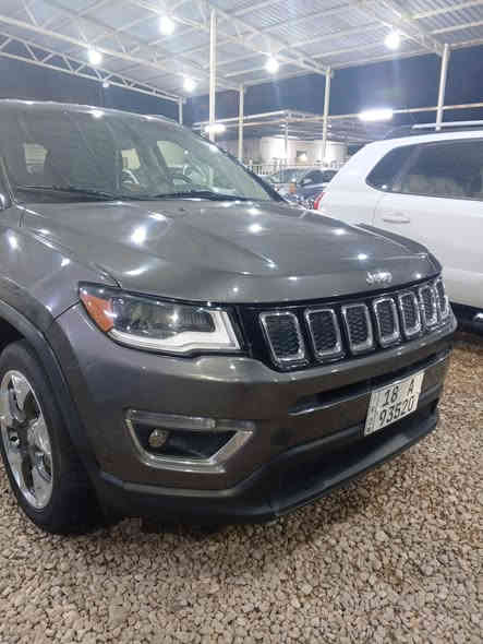 السلام عليكم جيب كوم مباس وارد امريكي حادث جاملغ وبنيد بدون تبديل بس صبغ وبدون دواخل ماشيه 69 موديل 18 سعر 118 وبيه مجال
للاستفسار الاتصال على الرقم 
***********
