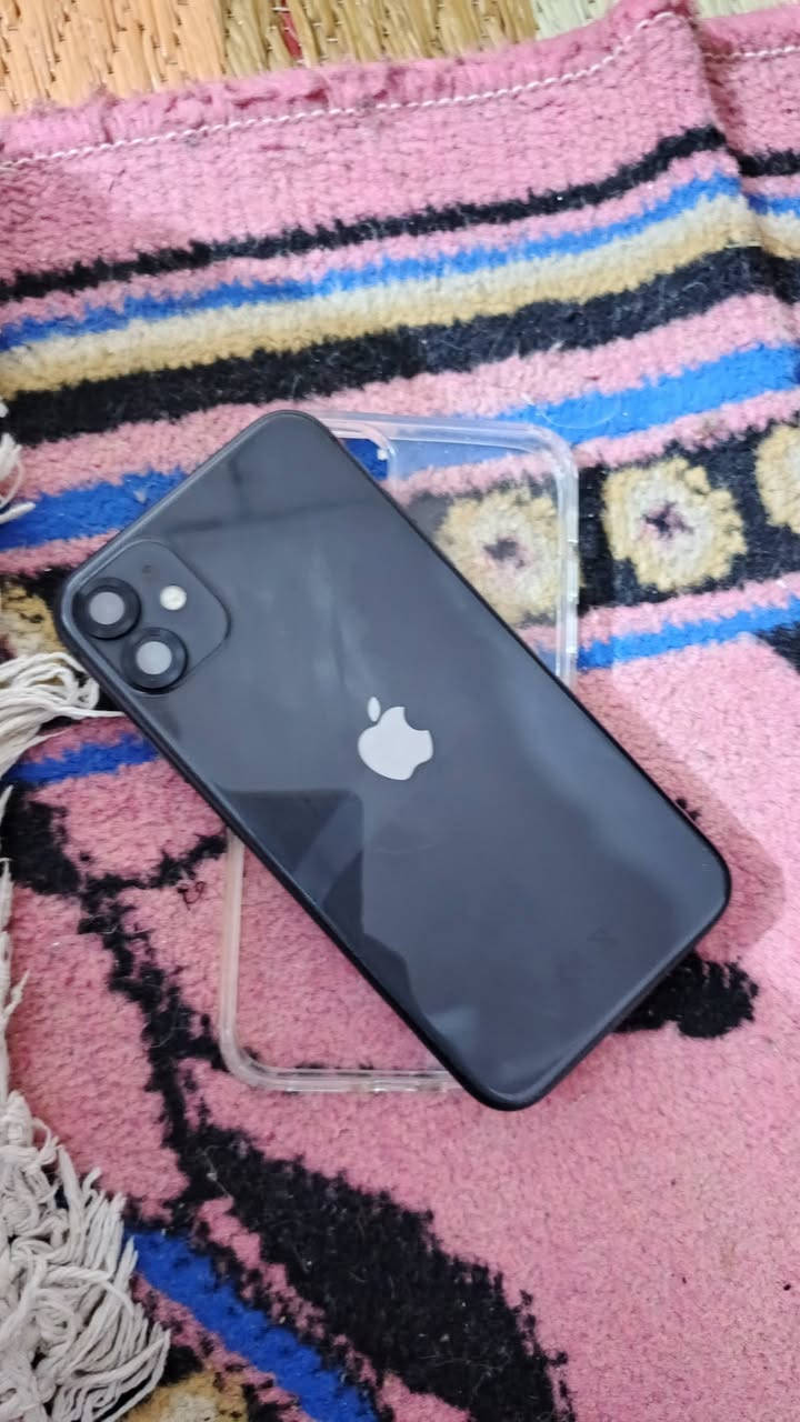 ايفون11عادي
ذاكره/128
البطارية/٨٩
جهاز مكفول مامفتوح 
شرط الفحص 
كارتونه ماويا
السعر300


**إذا كنت صاحب هذا الإعلان وتريد حذفه لأي سبب، رجاءا أرسل رسالة إلى الدعم الفني**