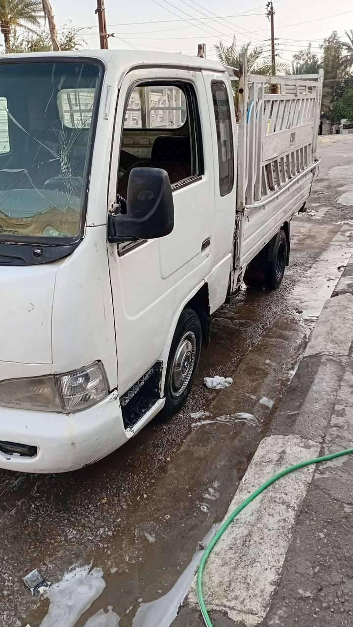 السلام عليكم سامسونك للبيع موديل 2000
رقم بابل مشروع وطني تحويل ثاني يوم
سياره نضيفه وخير من الله 
السعر ٢٧ رقم الهاتف ***********
