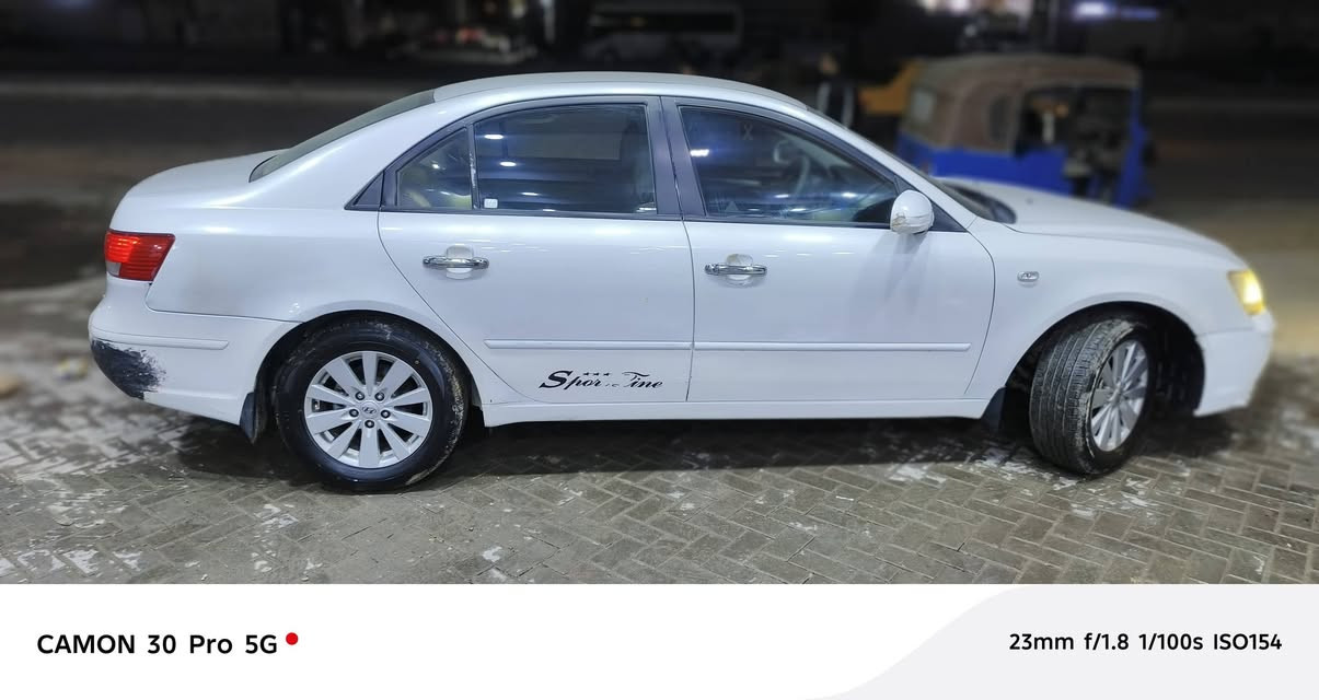 سلام عليكم سوناتا ٢٠٠٩ وارد خليجي مكينه ٢٤٠٠ دوش مكينه وكير مكفولات بشرط تدفه تبريد شرط ثلج ❄ تخم تاير جديد باتري جديد السياره عليهه ادامه كامله من بلكات ونوزلات وفيت بم كله جديد السنويه جديده ورقم انكليزي تحويل ثاني يوم السعر ١٠٥ وبيهه مجال  مكان بغداد مدينه الصدر رقم ***********
