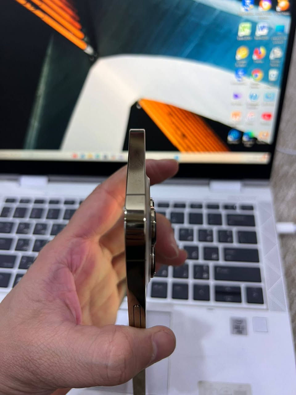 #ايفون 13 برو ماكس
ذاكرة128 /بطارية 88% / تك سيم / نموذج M نورمال.        ((دبل سيم))
 مايعبر هوى
#سعره 645 الف
مكاني موصل
***********
‭0789 075 3347‬
