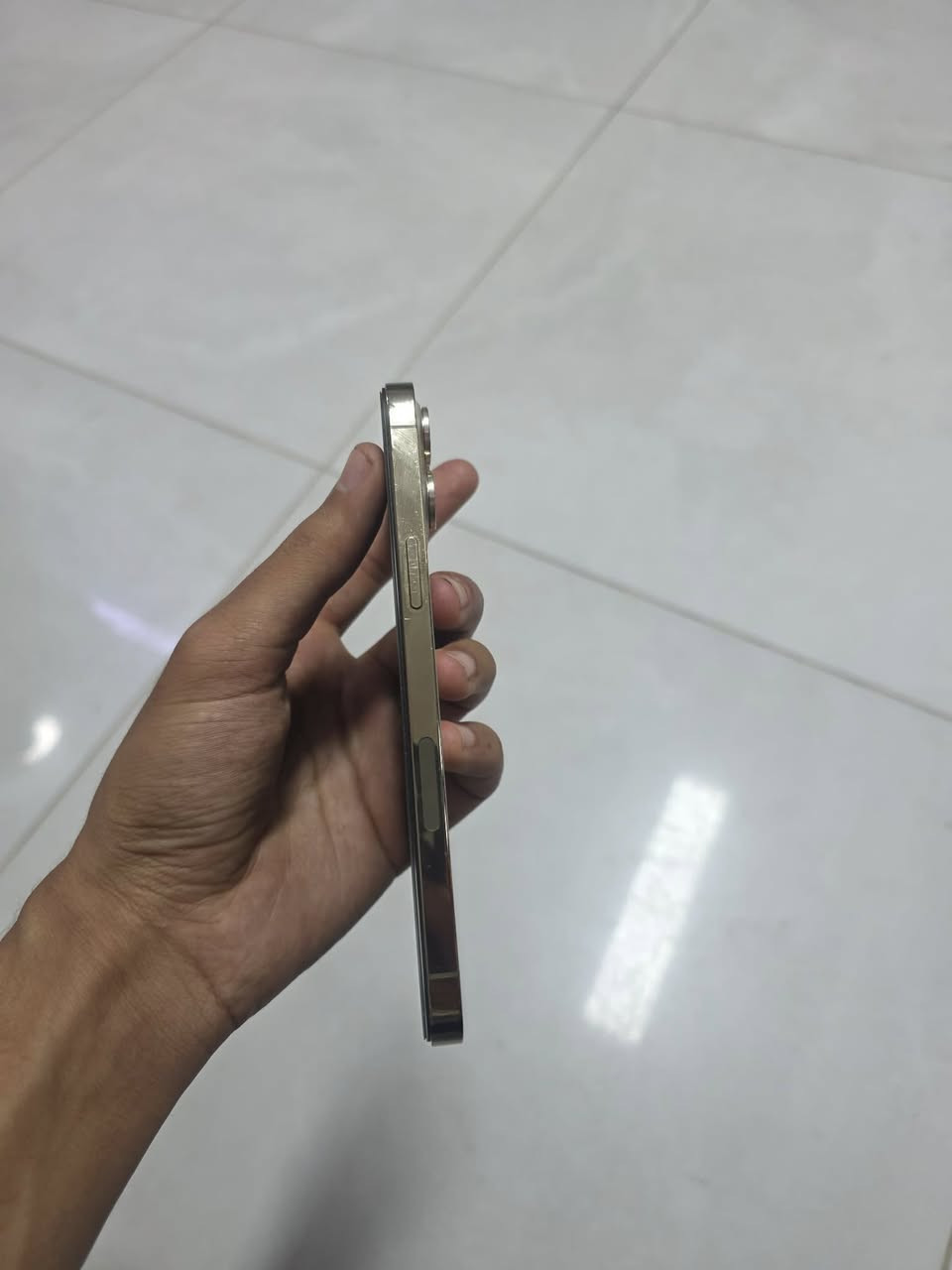 سلام عليكم حهاز ايفون 12برو ماكس للبيع ذهبي ذاكره 256مبدل شاشه وبطاريه اصليات
كل شي بي شغال نظافته 90٪؜ السعر 350 وبي مجال حك الجيه مكاني بغداد للتواصل *********** متواجد واتساب
