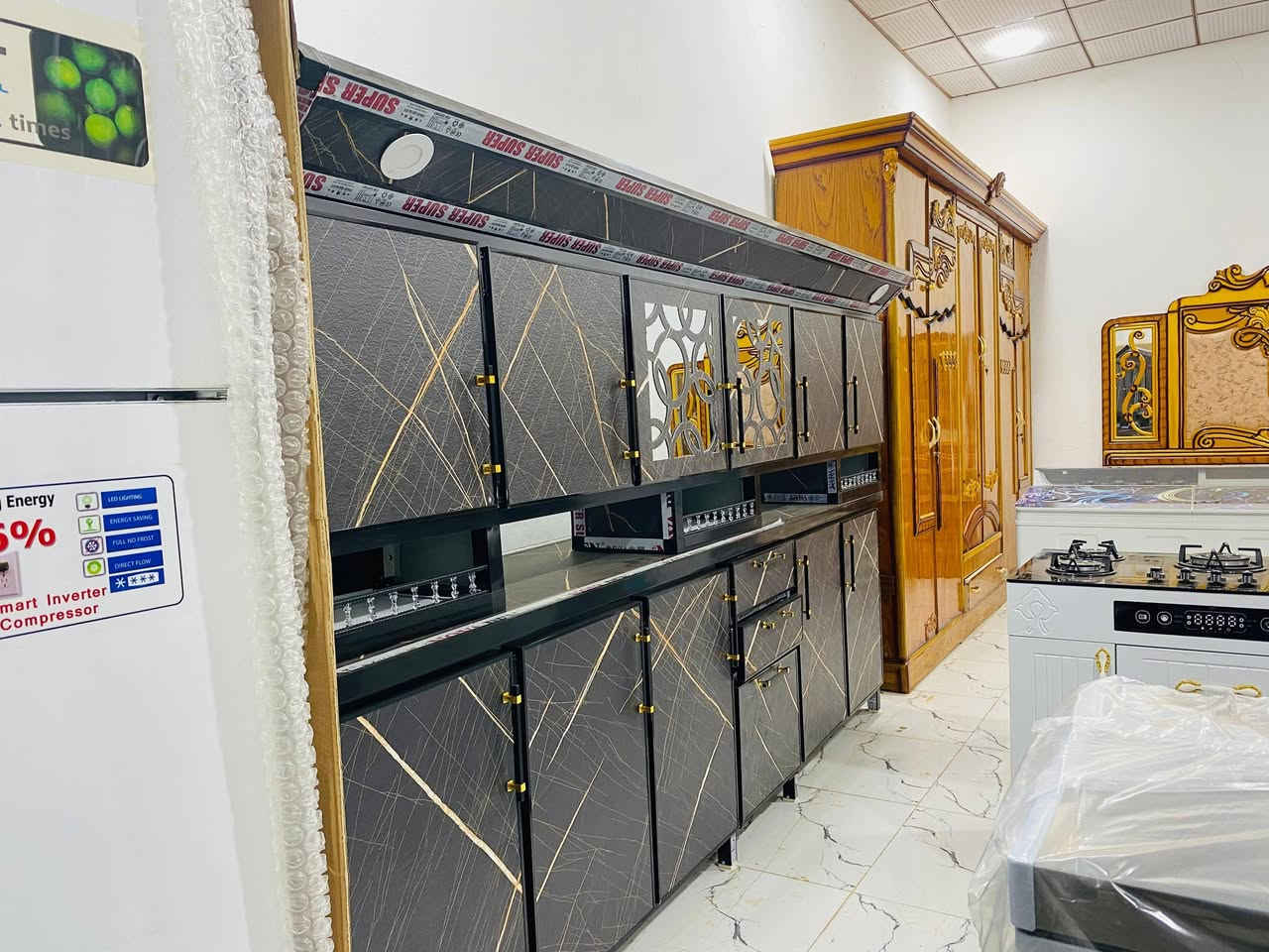 وصلتنا وجبه كاونترات المنيوم جديد مو مستخدم توصيل وشد موجود ***********
