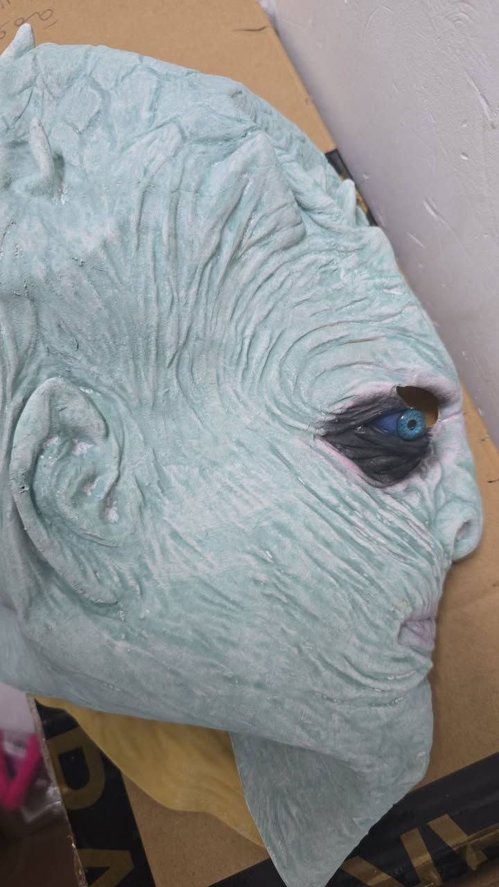 قناع وجهه كامل بسعر مناسب جدا 
الي يفيد يدخلي خاص


**إذا كنت صاحب هذا الإعلان وتريد حذفه لأي سبب، رجاءا أرسل رسالة إلى الدعم الفني**