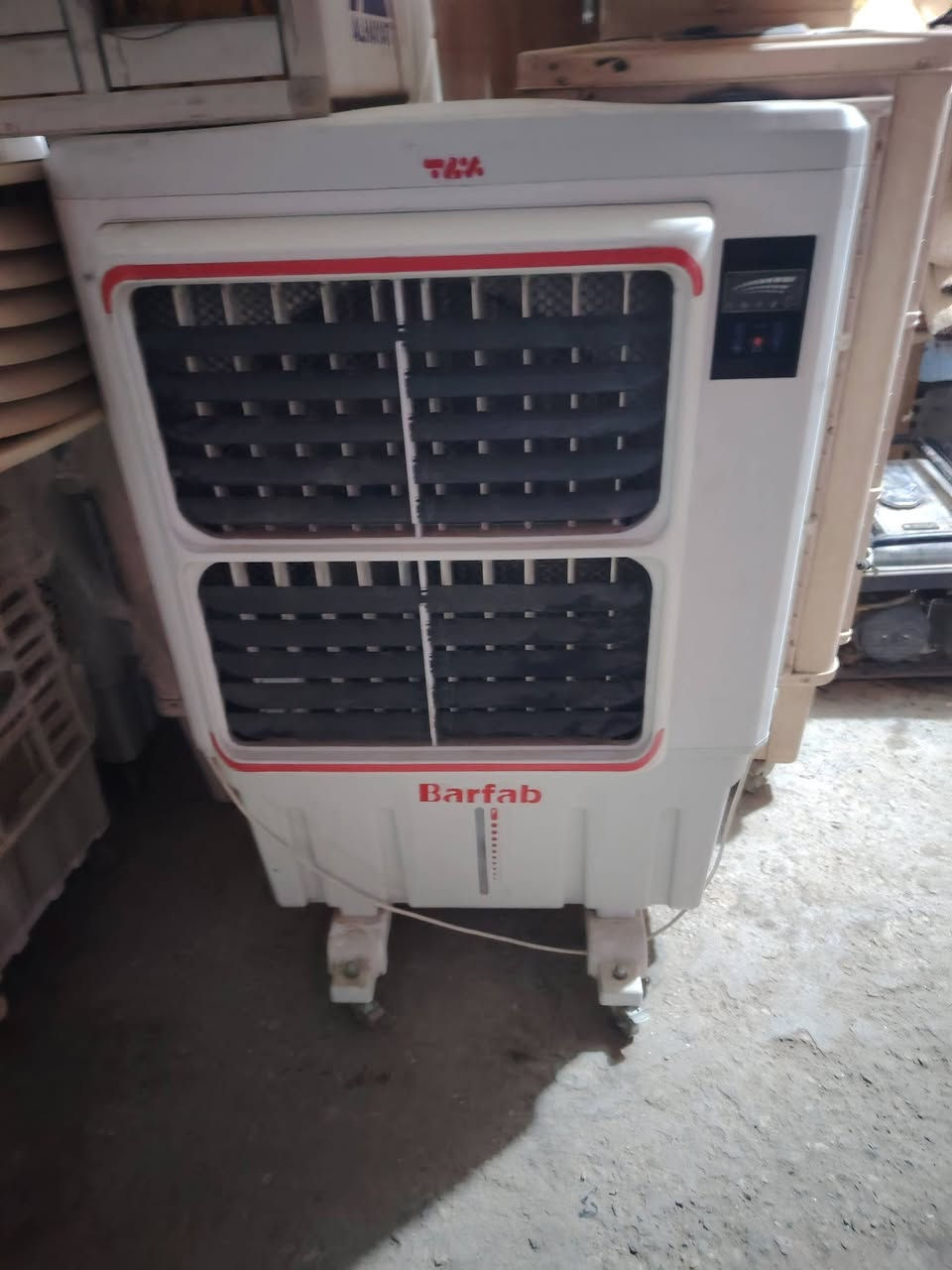 توجد لدينا جميع انواع المبردات بسعار مناسبه الاستفسار ***********
