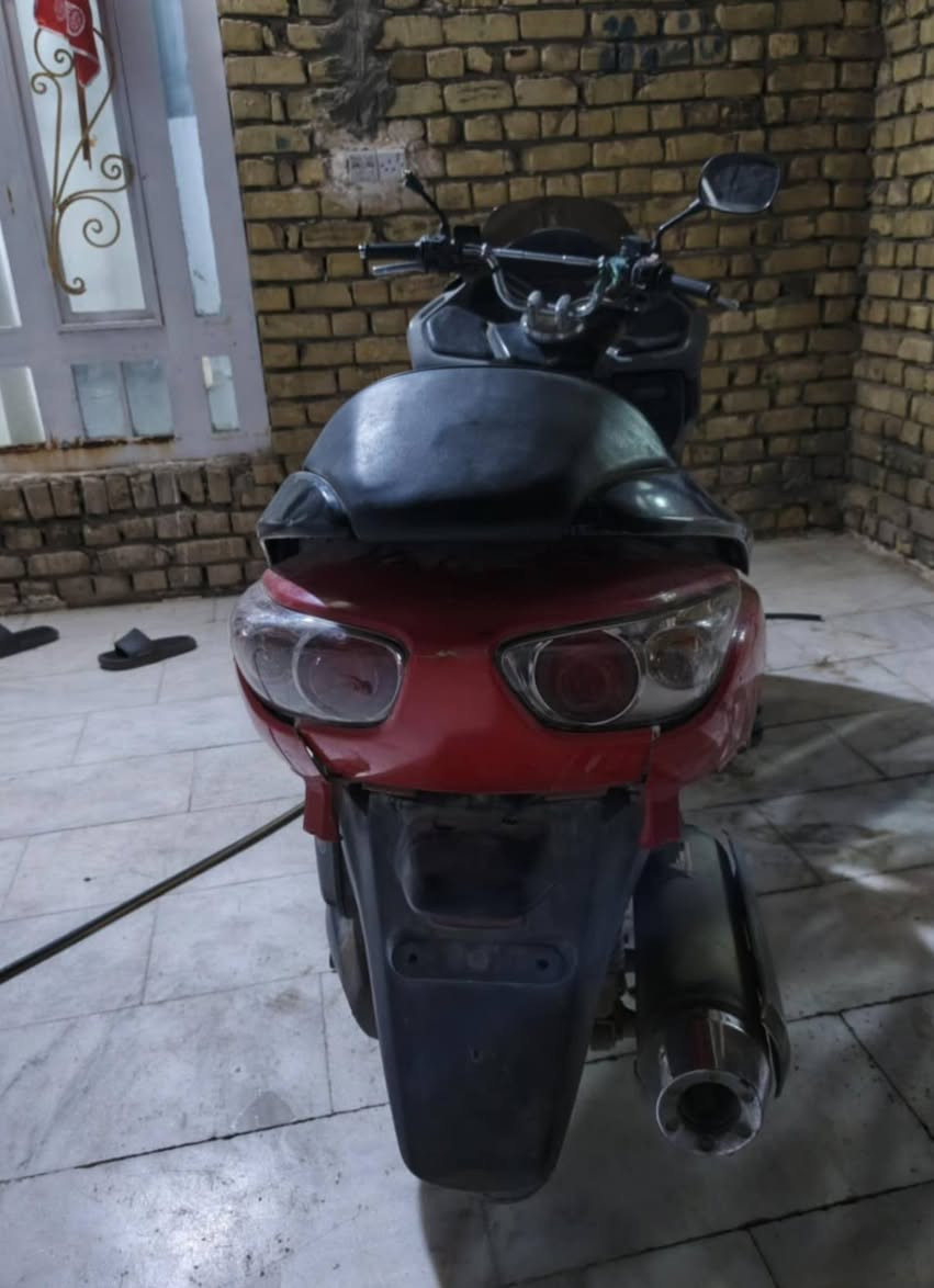 دراجه فورزه للبيع 08 عميه بلاد مكينه مكفوله حاليا عاطله بيها كتف مال باتري او كهربائيات ابيع كوم حديد ***********
