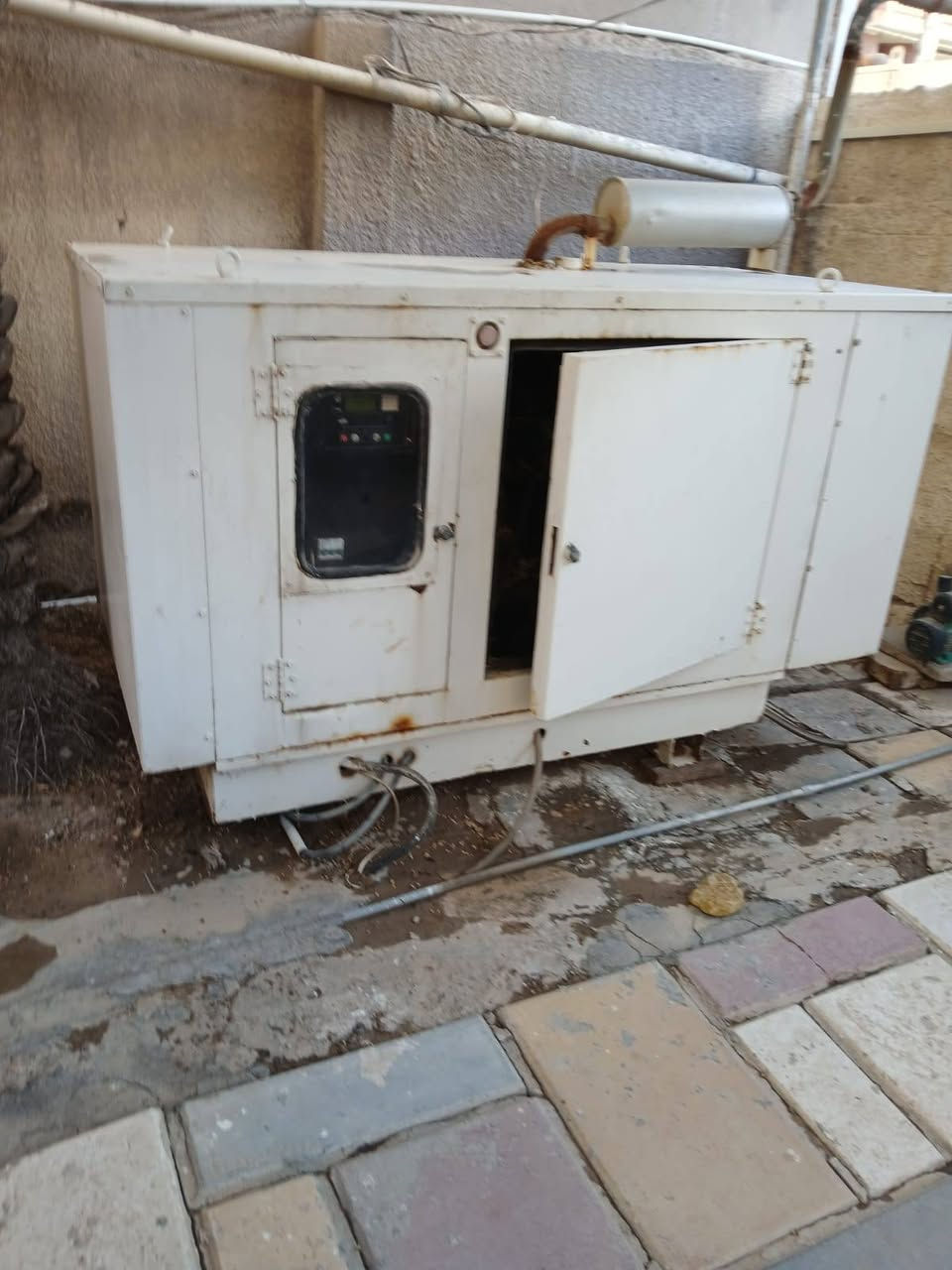 https://www.facebook.com/share/p/1Eu5Sau8F3/


**إذا كنت صاحب هذا الإعلان وتريد حذفه لأي سبب، رجاءا أرسل رسالة إلى الدعم الفني**