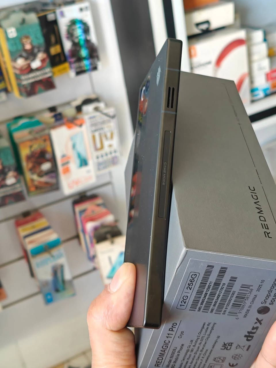 ريد ماجك 11 برو
جهاز اخو جديد مستخدم قليل فقط 
غراض كامله مكفول 
من كلشي ع الفحص 
ذاكره 256 رام 12+12 
السعر 925 قفل 
مكاني نجف ***********
