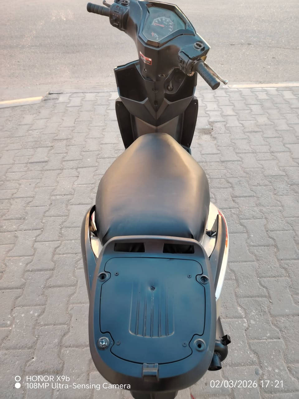 دراجه سكنس احلى من الصور برغي مامفتوح بيهه *********** كامله من كلشي سلف لايتات اشاير سعرهه 300 بيه مجال
