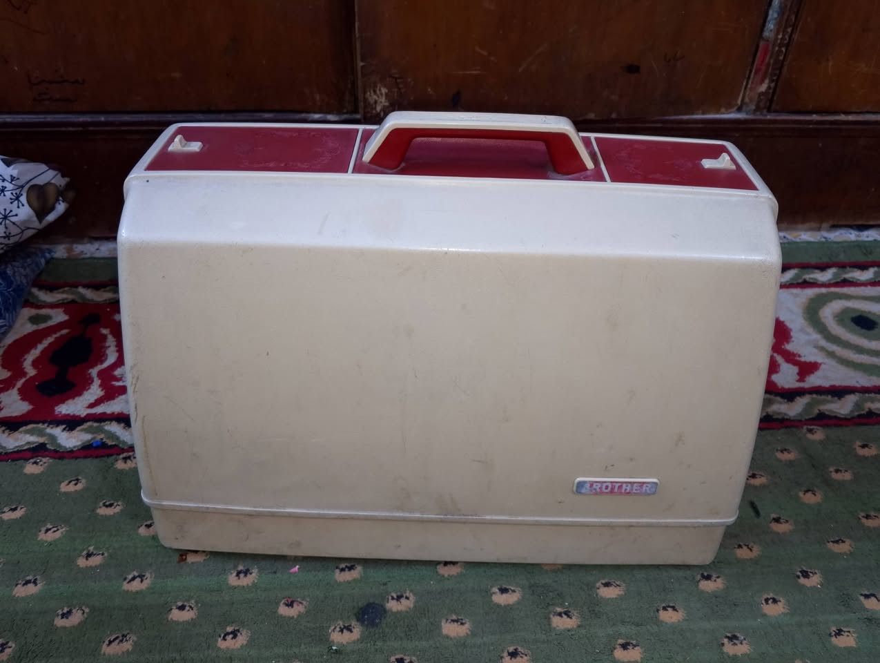 سلام عليكم حلويات للبيع 
المكان بغداد مدينة الصدر 
المكينة فقط الخياط 
لايوجد توصيل 
السعر 85


**إذا كنت صاحب هذا الإعلان وتريد حذفه لأي سبب، رجاءا أرسل رسالة إلى الدعم الفني**