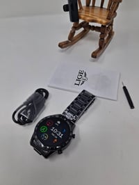 ساعة ذكية ماركة LIGE تتميز هذه الساعة بتصميم رياضي فاخر يجمع بين الأنا...