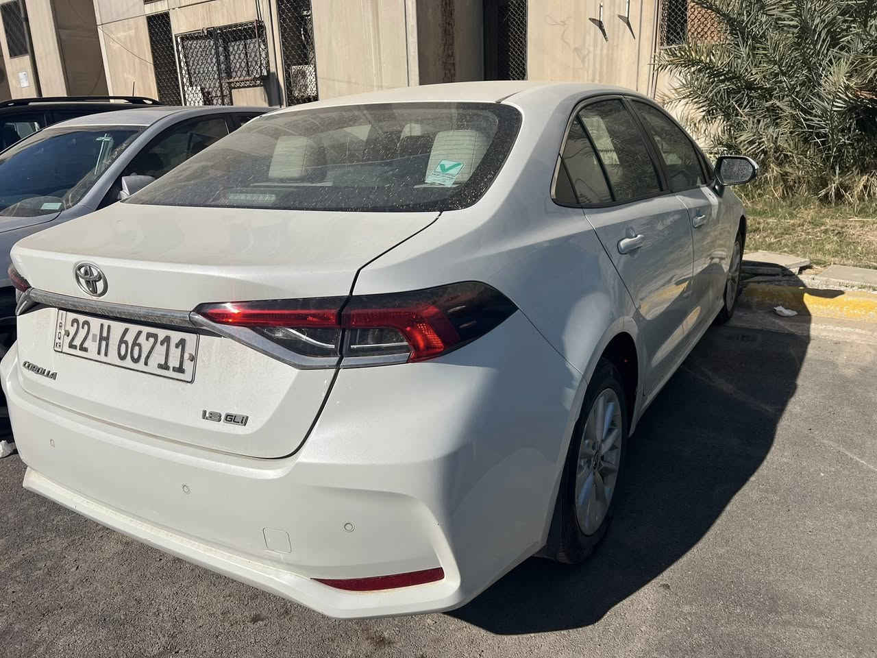 يالله 
السلام عليكم 
كورولا خليجي شركة ساز فول 1/1 موديل 21 مكفوله بدون صبغ بس طخه خفيفه بالجاملغ الامامي ويحتاج تعديل بارد ماشيه 49 كيلو سياره بأسمي
 
السعر 175 
مكاني بغداد السيدية
 
للاستفسار ***********
