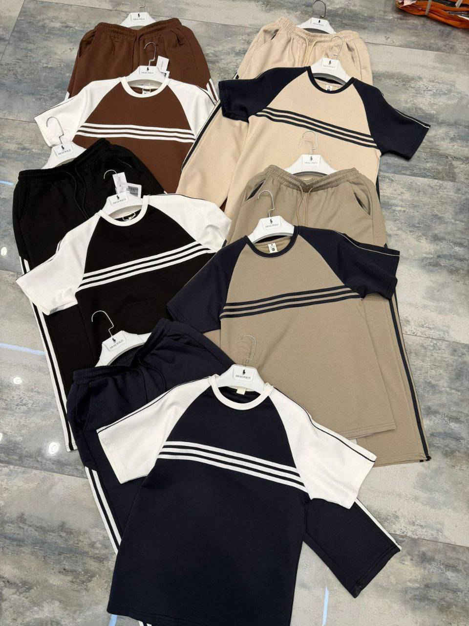 تراك رجالي صيني ماركه قطني اصلي  هاف 
قياس M _ 3XL
القطعه ب25 ألف 
الكارتون 24 قطعه اسود مكرر ب600 الف


**إذا كنت صاحب هذا الإعلان وتريد حذفه لأي سبب، رجاءا أرسل رسالة إلى الدعم الفني**