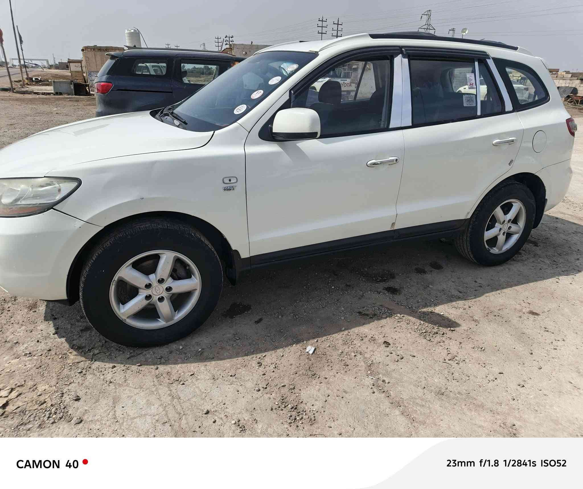 السلام عليكم
سنتافي كاز كصه جنطه 
جاهزه مجهزه علا آخر حبايه 
جديده حيل السعر ٤٥ 
للاتصال ***********
مكان السياره ناصريه
