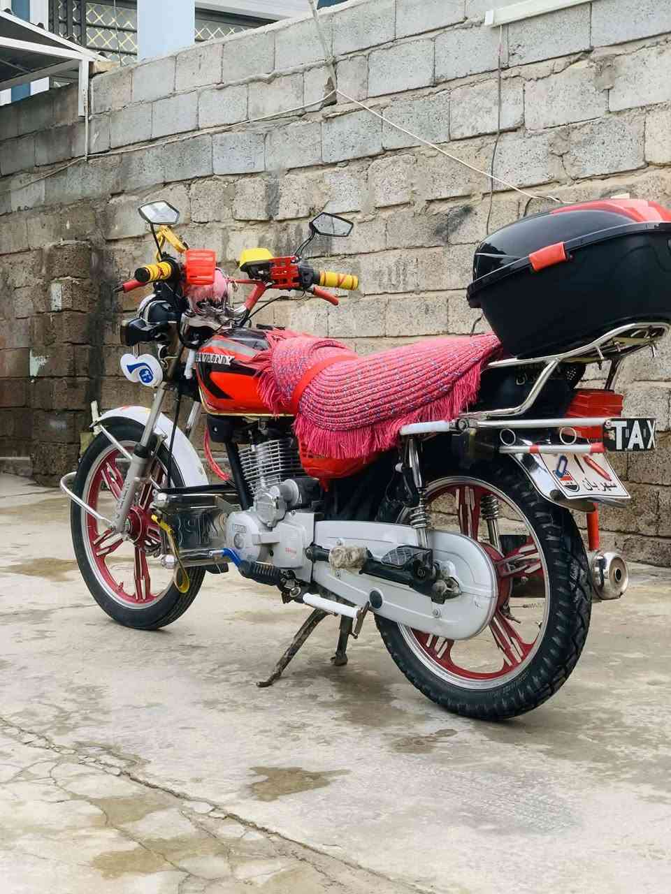 سلام عليكم دراجه سيفان موديل 20 مرتبه مكينه خير من الله كهربايات شغاله اوراق كامله كارتونيه امجمبزه تشتغل بصمه شوفت عينك وبعد احلا من صور سعر 525 وبيه مجال شي قليل *********** المكان ديالى المقداديه شهربان
