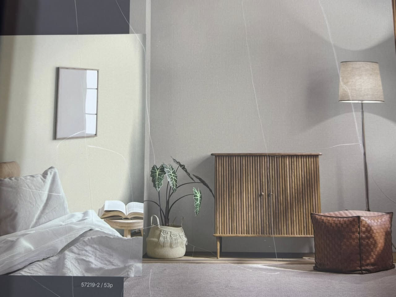 ✨ مو مجرد ورق جدران… هاي لمسة تغيّر كل المكان ✨

🎨 تصاميم مودرن راقية تناسب كل الأذواق
📏 الرول 16 متر – تغطية ممتازة وسعر اقتصادي

✔️ جودة فاخرة تدوم
✔️ سهل التنظيف – ما يشيل هم الاستخدام اليومي
✔️ مقاوم للرطوبة والعفن
✔️ تركيب سريع بدون تعقيد

🏡 مثالي للصالات، غرف النوم، والمكاتب
ويعطيك شكل ديكور فخم خلال وقت قصير ✨

📍 بغداد – الأعظمية، الكم، راغبة خاتون، مقابل مصرف الرشيد

📞 احجز هسه وخلي التغيير يبلش:
• الإدارة: ***********
• المبيعات: ***********

🚚 توصيل لكل محافظات العراق
