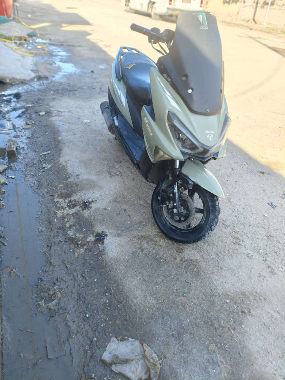 سلام عليكم دراجه للبيع نوع صيني مكاني البصرة خور الزبير لتواصل ***********
