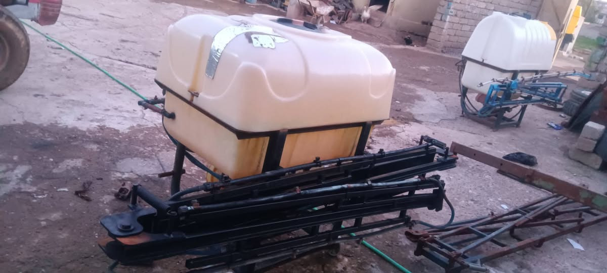 للبیع مرشە400لتری جاهز عل شغل گاردن بی سعری 350مجال مکان قضاء بردرش قریب موصل *********** ***********بی واتساب ڤایبڕ
