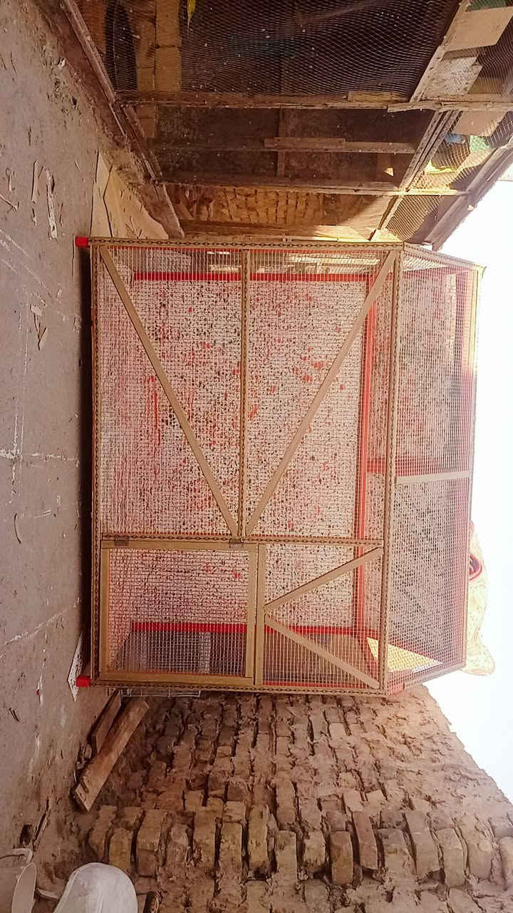 متاح ***********
