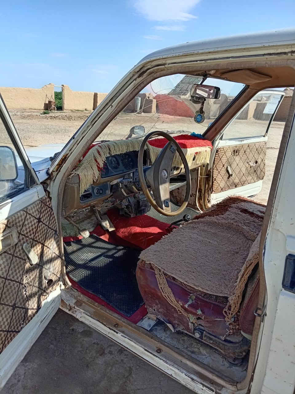 السلام عليكم
بيكم موديل 80للبيع 
شرط التحويل 
صاحبها الشرعي موجود في قضاء الحويجه 
سياره جاهزه 
محرك شرط معمر رايمن 
السعر خاص 
المكان قريه دومه ادريس قضاء مخمور 
***********
***********
