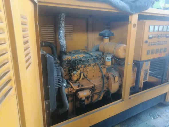 مولده للبيع فوركسن ،( 70kv) كي في 
نظافه 90٪بالمئه، وضع شركه 
موصل صناعه وادي عكاب للاستفسار الاتصال على الرقم 
***********
او على الرقم ***********
