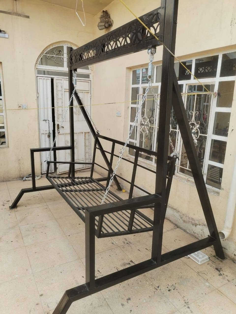 حسين حداد لكافة انواع حداده جملونات ديكورات منازل باب خارجي داخلي مرجوحه للاستفسار خاص او واتساب ***********
