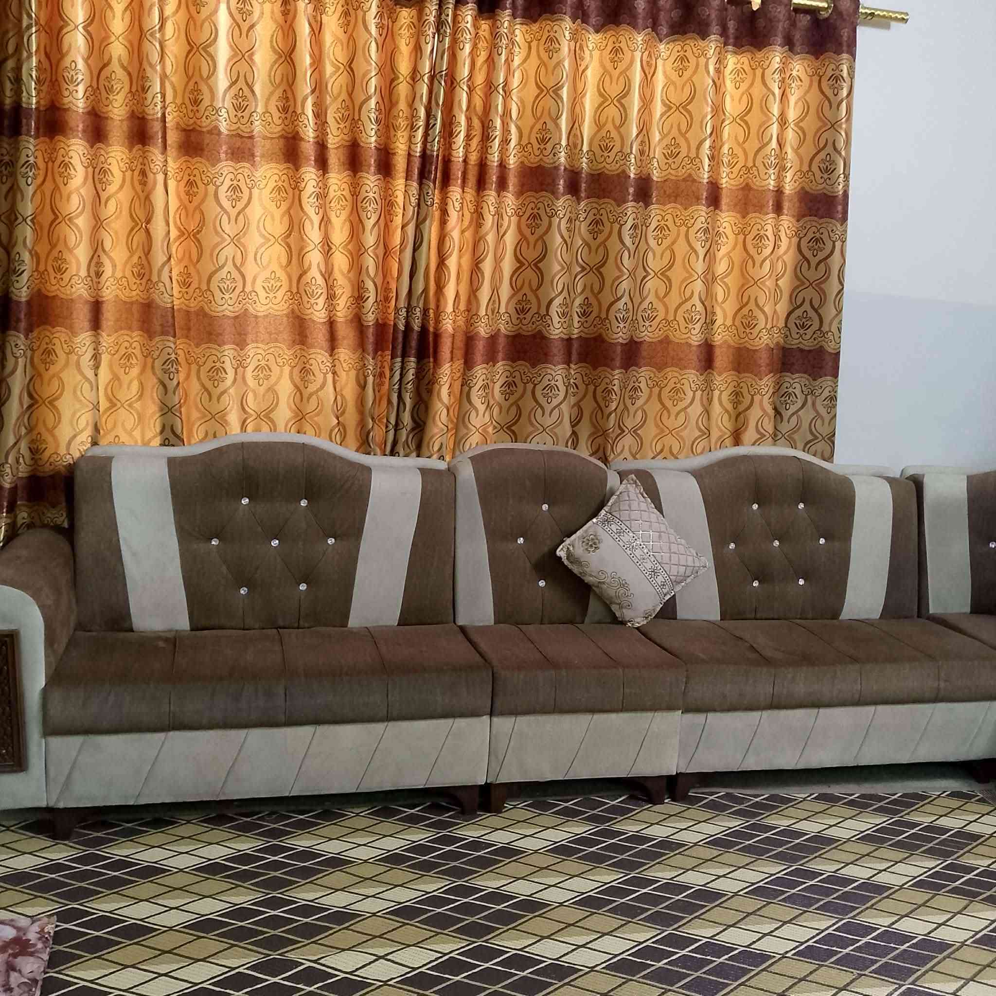 ديوان للبيع فصال عراقي خشب ثقيل ونضيف 
١٣ متر السعر ٥٠٠ وبي مجال


**إذا كنت صاحب هذا الإعلان وتريد حذفه لأي سبب، رجاءا أرسل رسالة إلى الدعم الفني**