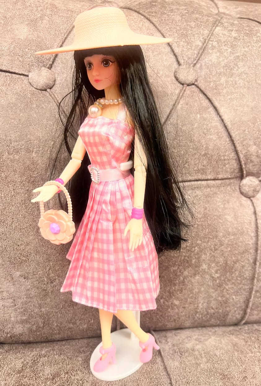 باربي مفصلية بالكامل وشعرها كثيف والنظافة 100‎%‎
هي مع الاكسسوارات والملابس والستاند

مالتهة بسعر 15 الف قفل فقط


**إذا كنت صاحب هذا الإعلان وتريد حذفه لأي سبب، رجاءا أرسل رسالة إلى الدعم الفني**