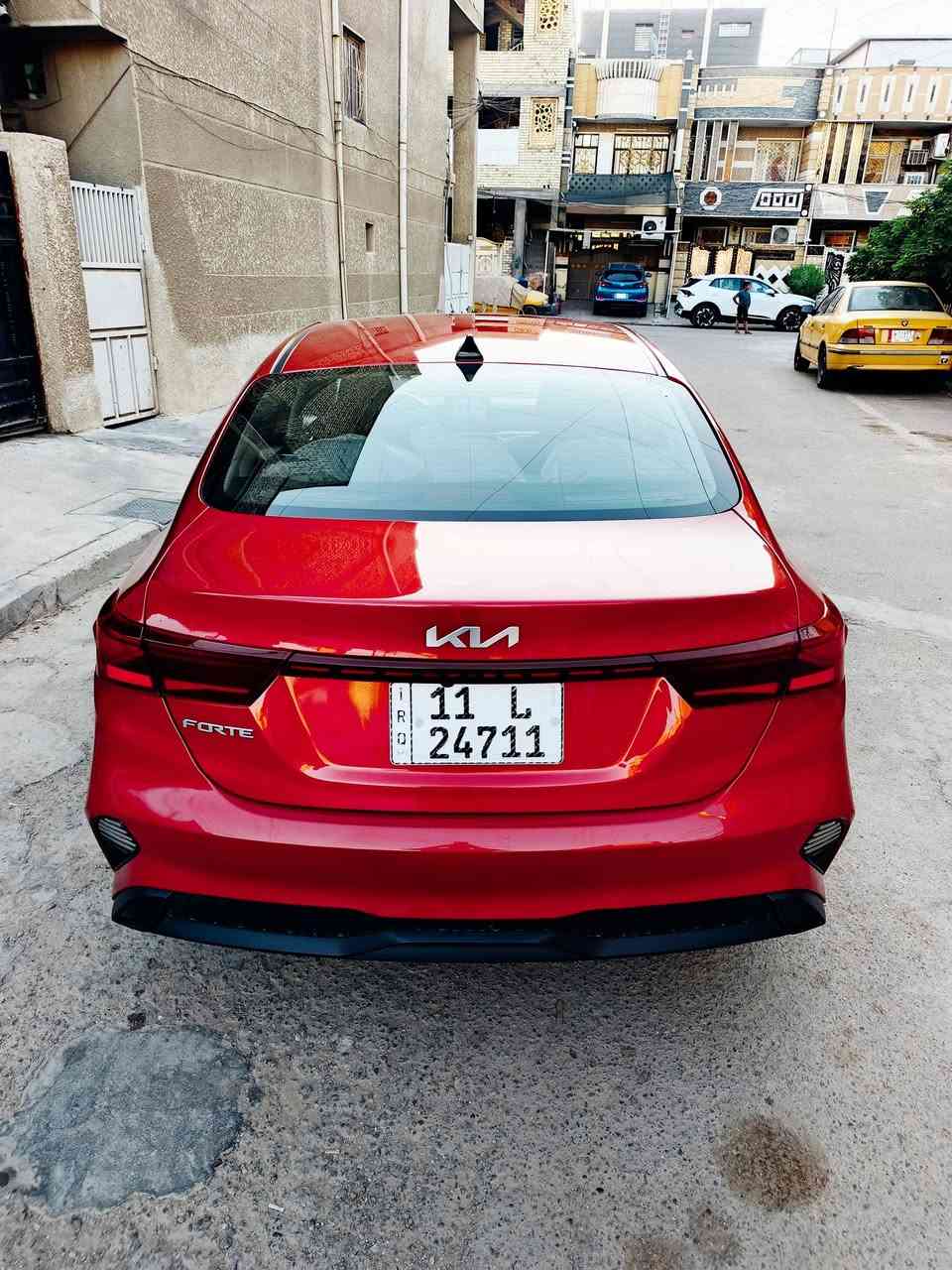 ٢٣ صبغ قطعتين  ٣ مكانات بارد  ماشيه ٣٥ مرقم بغداد 
السعر ١٢٨ 
للاتصال *********** 
عنواني بغداد المشتل
