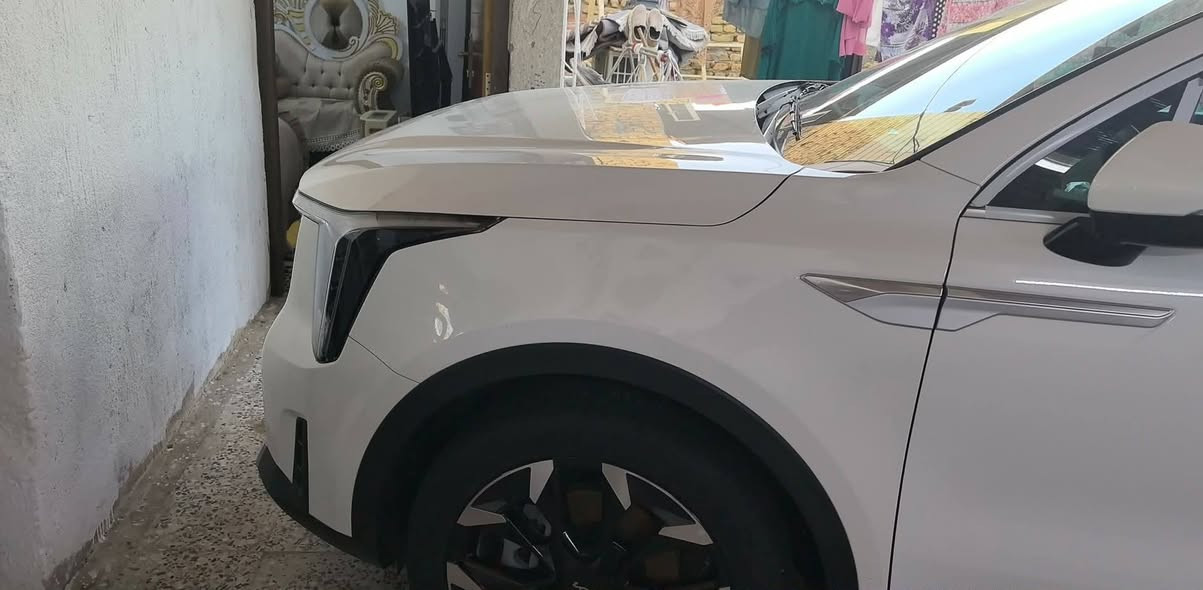 سلام عليكم سورنتو ٢٥ بيع ***********
