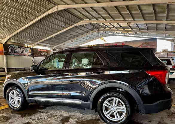 لسلام عليكم عندي فورد اكسبلور موديل 23. فول موصفات ماعد الفتحه   ....ماشيه 40الف ميل اي استفسار لاتصال على هذا الرقم ***********.....واتساب
