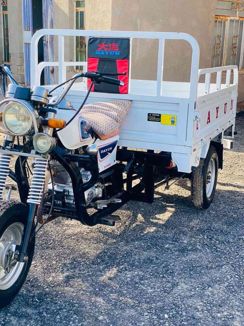 السلام عليكم متااح  للبيع
مديل 23طالعه بل24 ستوته نضيفه وخير منالله 
سعر 2و500وبيهاا مجال رجااءا المووشراي  لا يتعبني 
مكاني كرمه بني سعيد ***********
