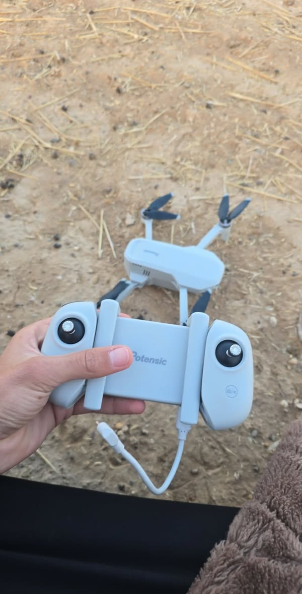 السلام عليكم درون اتوم للبيع 3 بطاريات جديده وكعت من مسافه متر وصار بيها شوي رجفه بالكامره اهتزاز كلش بسيط ويتصلح الباقي كلشي مابيها جاهزه ريشها غراضها كامله الشراي يدزلي طلب صداقه مكاني الانبار توصيل ماعندي


**إذا كنت صاحب هذا الإعلان وتريد حذفه لأي سبب، رجاءا أرسل رسالة إلى الدعم الفني**