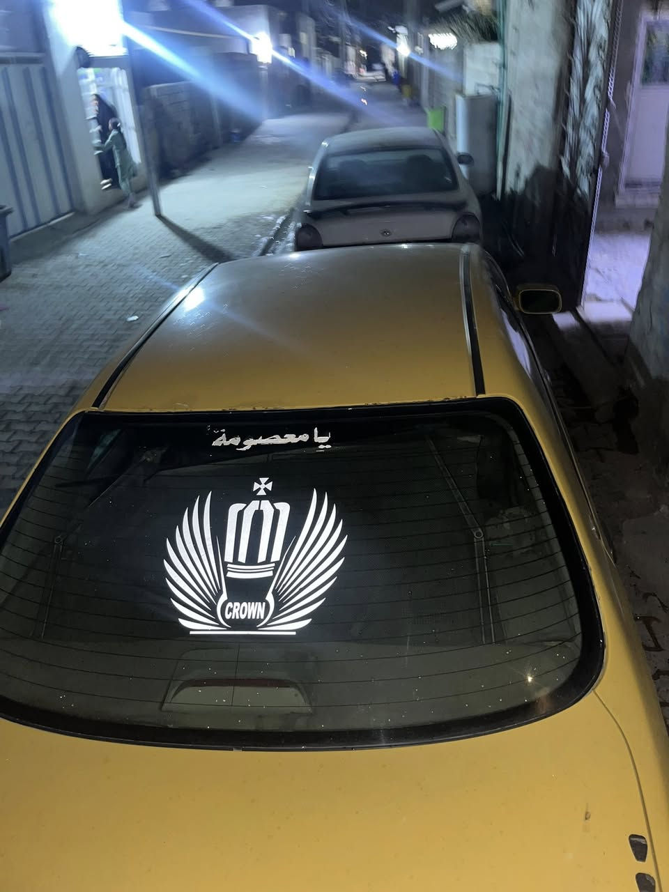 سلام عليكم ملكة لبيع مديل 2003 فول ما عدة لفتحة متفوع كمرك بسنت 2021 سيارك كير ومحرك فيفيتي  فيشة وبطل وشاصي وتخم تايرات جديد كهربايات جديدة سيارة اصل كرستالة سيارة كصة قمارة اربع دكم تبريد امامي خلفي ثلاجة كشنات كهرباية فول ما عدة لفتحة.  ***********تصل ودلل
