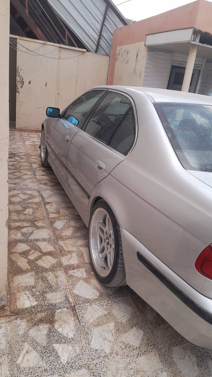 السلام عليكم بي ام صقر جديده رايدها ١١٥ هذا رقم صاحبها ***********
