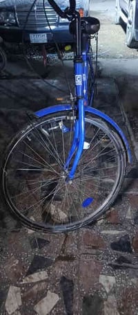 بايسكل للبيع حجم 26 شركه معروفه كلوف نضافه فول تجي تشوف بعينك موديل 18...