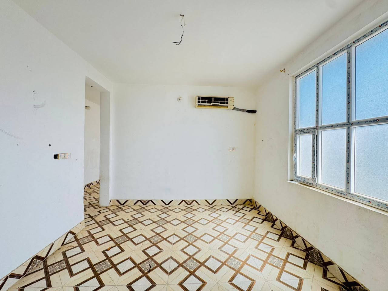 شقه للإيجار 👉🏼
٢٥٠ قفل 🔐 

تحتوي على غرفة نوم  وكليدور ومطبخ وصحيات  خدمات كامله حله نادر الثانيه شارع زين العابدين 

مكتـــــــــــــــب بسمـــــــــــــــايه للعقــــــــــ 🏫 ـــــــار 

حله نادر الثانيه مقابل مول أهل الخير 2 سابقٱ 👉🏼 

خــــــــــــــــــــاص أو الاتصـــــــــــــــــ ☎️ ـــــــــــال 

0️⃣7️⃣7️⃣1️⃣8️⃣6️⃣8️⃣3️⃣0️⃣8️⃣0️⃣
محمـــــــــد قاســــــــــم 

0️⃣7️⃣8️⃣2️⃣7️⃣9️⃣4️⃣8️⃣5️⃣2️⃣9️⃣
علـــــــــــي قاســـــــــــم 

0️⃣7️⃣6️⃣0️⃣1️⃣1️⃣8️⃣9️⃣7️⃣6️⃣8️⃣
المكتــــــــــــب
