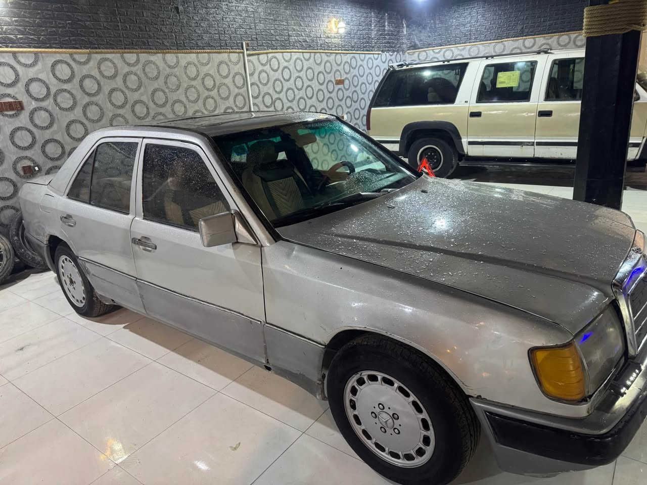 مارسدس دب محرك فيفيتي محرك كفاله هوه لكير حداده جديده سياره جاهزه خير من الله مكاني بصره الهارثه معرض الجوادين سعر 40 ورقه رقم تلفون ☎️ *********** متواجد واتساب او تصال البصرة, العراق
