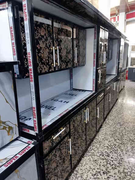 اجمل واحدث الموديلات كاونترات جدد مع سنك مرمر بمختلف القياسات العنوان واسط قضاء  صويره شارع العام مقابيل شارع حكمت بجهت حي العمال للتواصل ***********/واهلا وسهلا بكم
