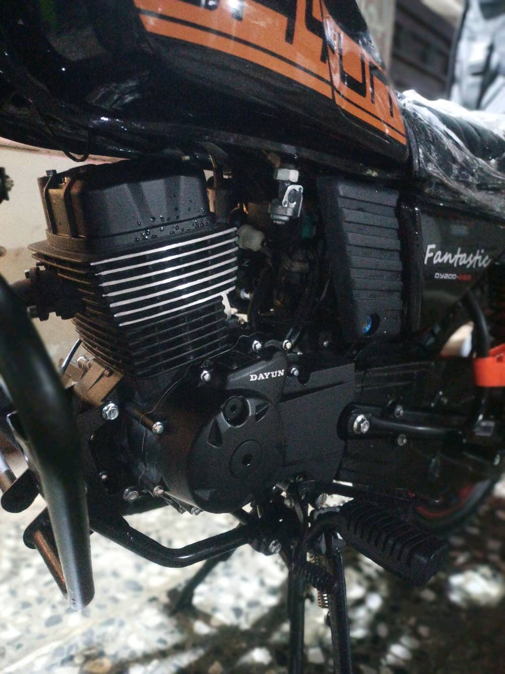 السلام عليكم دراجة دايوان جبلي المديل ٢٥ شهر ١٢ يوم ٣٠ دراجة بعدهة زيرو زيرو زيرو كفالة عامه من كلشي لحد يخابرني يكلي شبيهة اي نقص مابيهة ممشتغلة دلفري ابد دراجة مال منتسب وانقل دوامة من بغداد للكوت سعر ٣ ملاين  بيهة مجال للطيبين مكاني بغداد الامين الثانية 