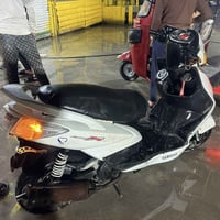 سكنس فحل كامله مابيها اي نقص امانه الله دراجه مرتبه اديرلها دهن نباتي ...