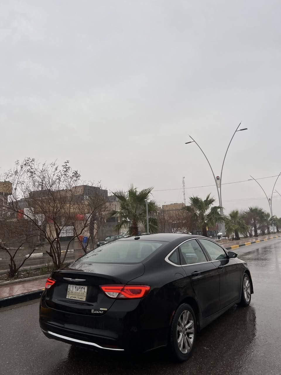 السيارة نضيفة مصبوغة كم قطعة ابيعلك حزام مكينة زينة كير مامفتوح ماشية 196km حدادية زينة  بعد مواصفاتها معروفة بيها شوية نقوصات خفيفة السيارة 2015 مو بأسمي لكن تحويل موجود 4 سلندر 2.400 سعرها 79 ورقة وبيها مجال بسيط + ترهم مراوس
 مكاني البصرة الزبير ***********
