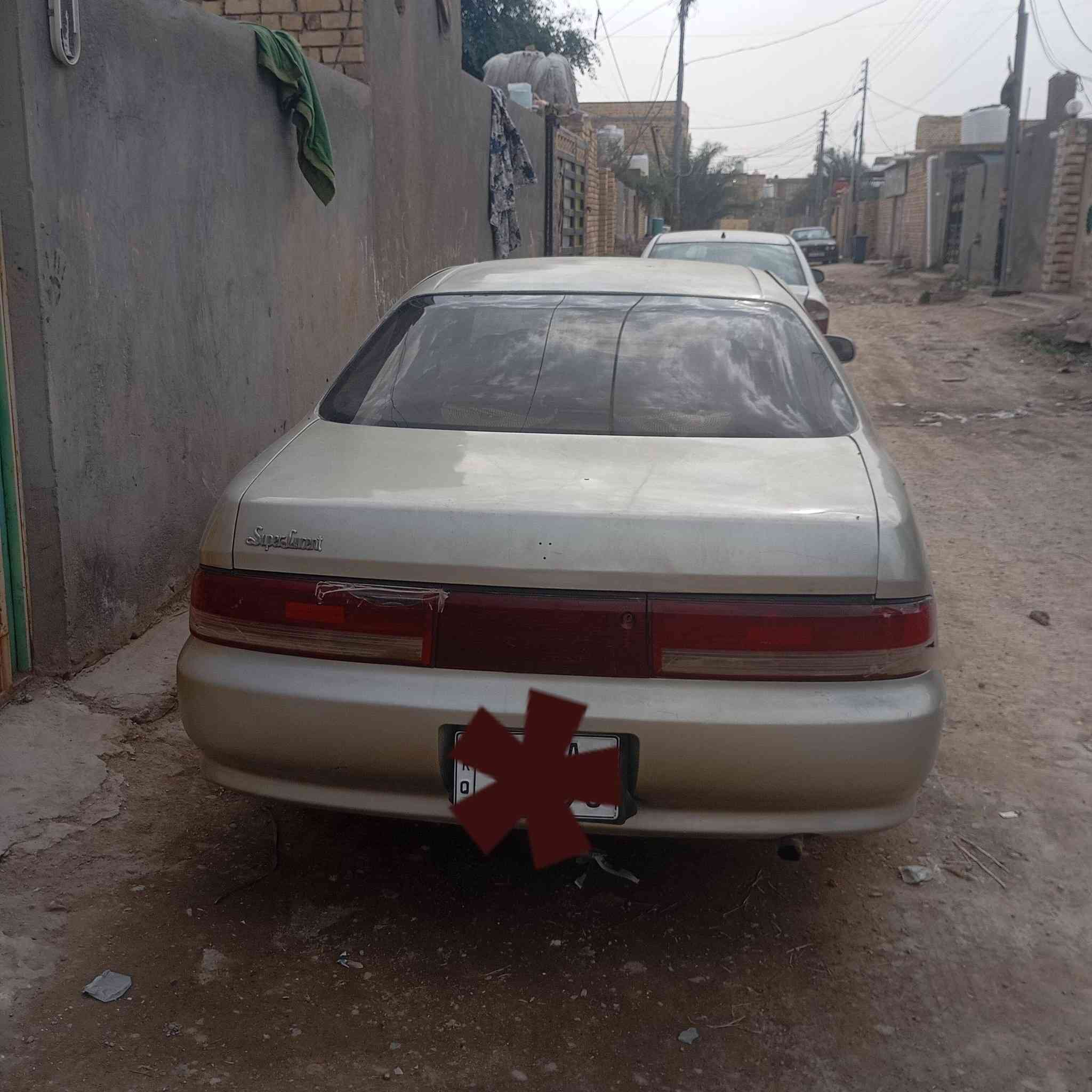 السلام عليكم 
سياره كرسته 
كير ومحرك مكفولات ونجي 
گشر نضيف بدون خياس 
تخم تاير حداديه نضيفه 
كهرباء شغاله للبيع اول للمراوس حسب القناعه 
 العنون الشطرة حي الشرطه 
الرقم *********** وتساب
