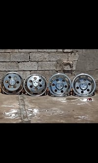 كبات حجم 19ونص للبيع07833741103