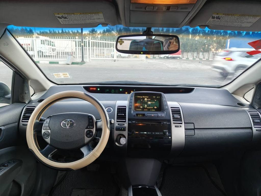 السلام عليكم كورلا اوتماتيك هايبرد موديل 2008 فول مواصفات ماعده الفتحه السياره كل 10 ايام اديرهلها ب 10 بانزين وابيعلك علشرط السياره وارد امريكي ليبل واحد حادثها جاملغ خلفي ومصبوغ ولباقي بدون صبغ السياره ماشيه 114 الاف وبعدها عله وضع الشركه ما مفتوح بيها برغي وكهربائيات عله وضع الشركه اتراي السياره شرط زيرو علما مكينتها 1500 صدرها جيب وشد مال كورلا بكاجيو غرفتها جديده تبريد ثلج شرط ريمون سنتر لوك تخم تاير خصم الحجي بلعافيه عليه الياخذها السعر 70 قفل بدون عمله مكاني بغداد السيديه تقاطع درويش رقمي *********** اخوان اقره المنشور وخابرني مقطع فيديو للسياره موجود علواتساب بغداد, العراق
