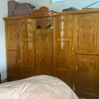 غرفة النوم للبيع مستعمله شهرين فقط السعر ٦٠٠ وتساب 07826006527