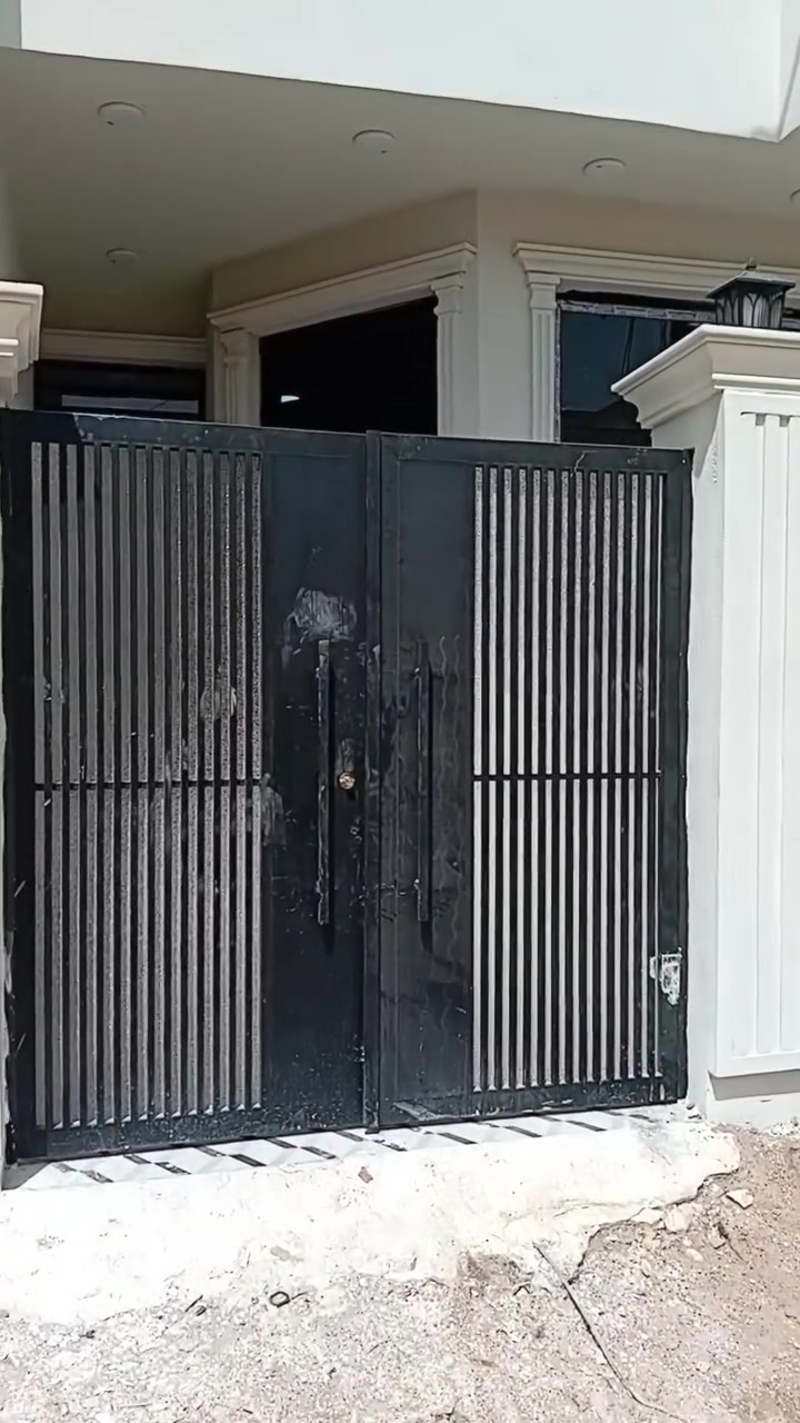 سلام عليكم  مشتمل للبيع بل خاجيه بل ٦٠٠٠ طابق واحد بناء حديث ٢٠٢٦ غير مسكون  للإستفسارتصال عل رقم ***********
