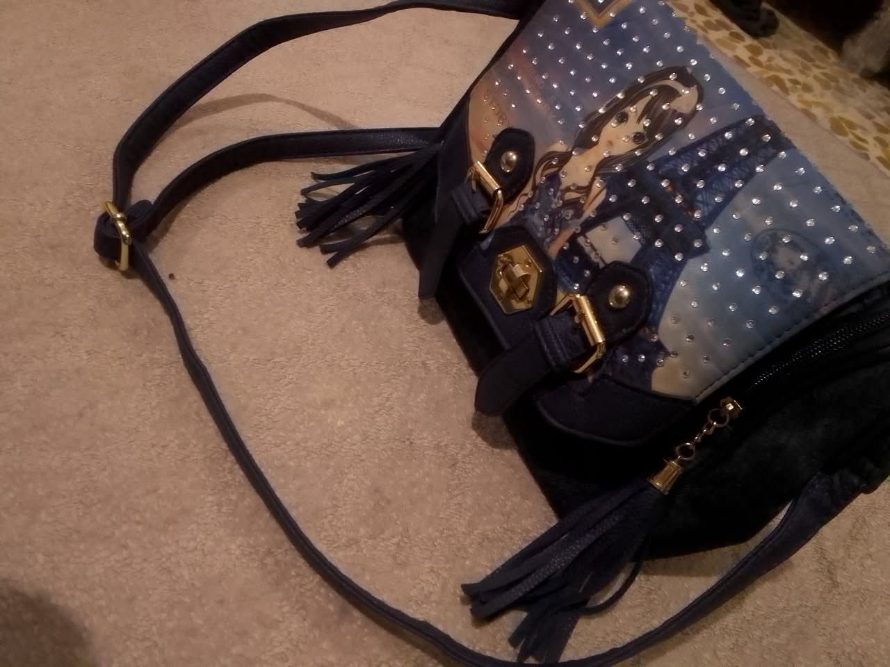 ب5الوحده
ايسر الموصل


**إذا كنت صاحب هذا الإعلان وتريد حذفه لأي سبب، رجاءا أرسل رسالة إلى الدعم الفني**