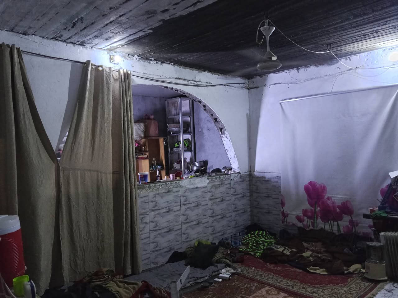 بيت طابو زراعي للبيع 

في قضاء ابو خصيب شارع الوسطي قرب مدرسة طيور الخصيب الاهلية 

مساحة البيت 200 متر 

يحتوي البيت على غرفتين ودوانية وصاله ومطبخ وحمام 

السعر 50 وبي مجال 

لاستفسار تتواصل على رقم 

***********
